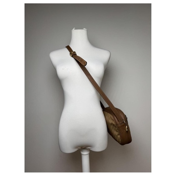 LOEWE Amazon Monogram Crossbody Bag – Good Condition - Picture 4 of 5